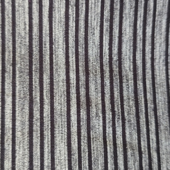 XERSION BRAND MENS BLACK AND GRAY STRIPED MUSCLE TEE SIZE XL - Picture 4 of 12